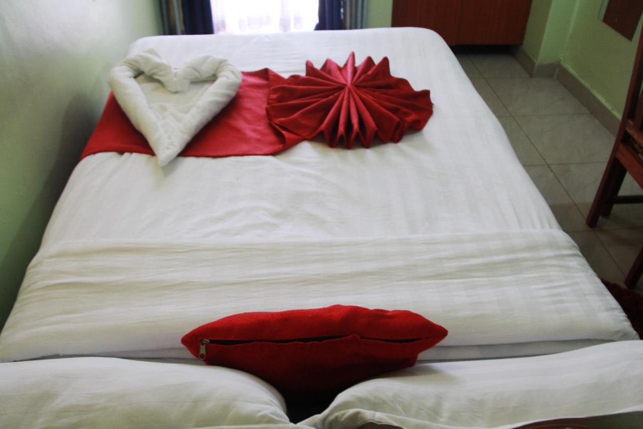 Hotel Winstar Елдорет Екстериор снимка